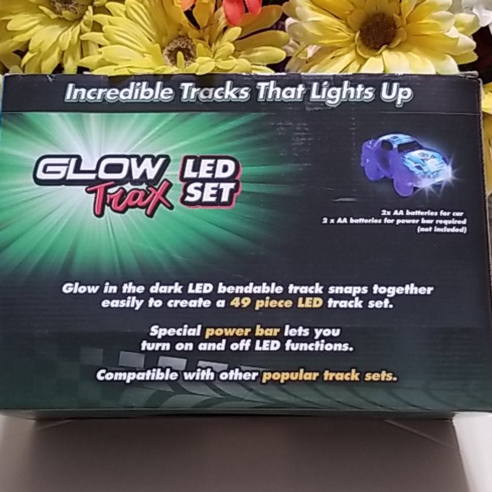 Glow Tracks - Picture 5 of 5